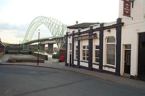 Mersey Hotel Widnes Pokoj fotografie